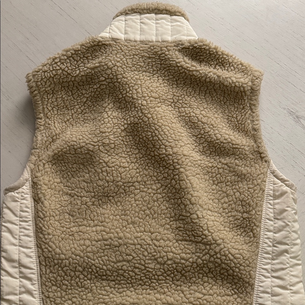 Patagonia Women's Retro X Size Small Vest - Picture 5 of 11